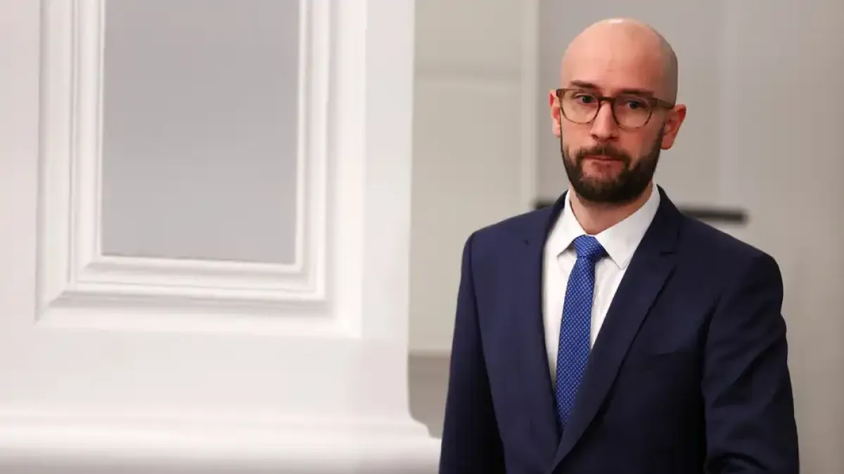 След Петков: Още един напуска „Продължаваме Промяната”