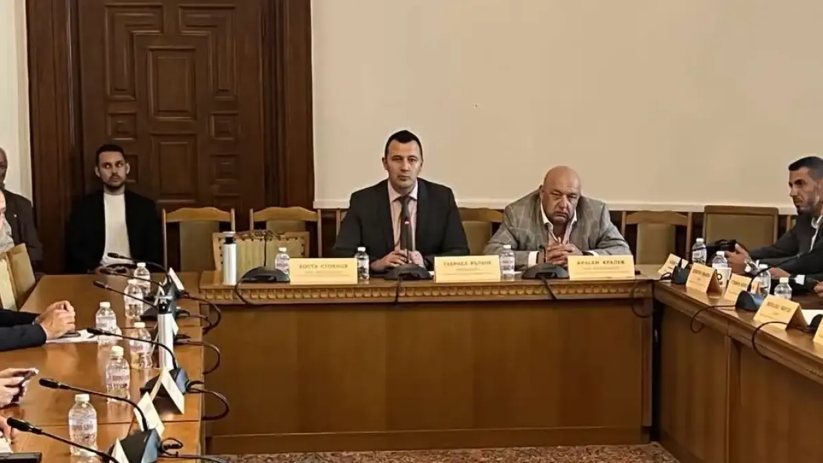 По предложение на БСП-ОЛ: Намалява се лихвата по студентските кредити от 7% на 3%