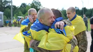 Членство в ЕС, сигурност на ниво НАТО и $500 млрд. за възстановяване на Украйна: WP за детайлите от мирното споразумение