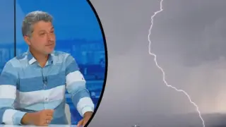 Климатологът Матев каза в колко часа започват бурите днес