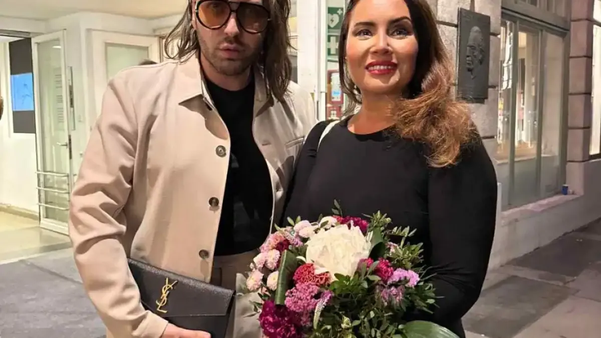 Евгени Генчев празнува със Соня Йончева Снимки