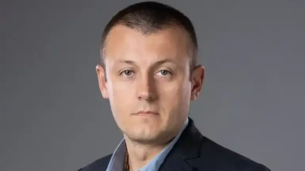 Разпад като лавина: И общинар от Пазарджик би шута на "Промяната"