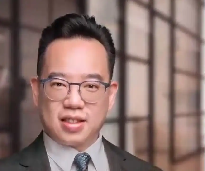 Мистериозна компания направи шефа си милиардер за дни, САЩ душат измама