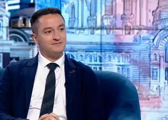 Дойде време разделно: Божакнов иска мъст срещу ПП, оставката на Петков е недостатъчна!