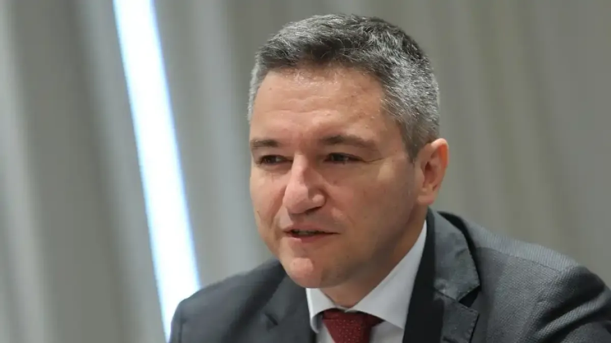 Вигенин: Еврото е близо, саботажът на „Възраждане“ не проработи