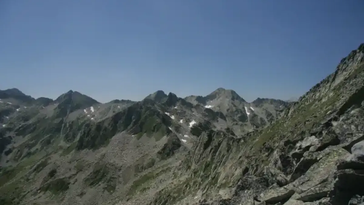 Частен самолет се разби край Сандански