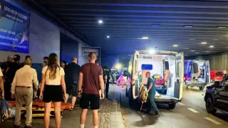 Пловдив в шок: Брутални снимки 18+ от катастрофата с БМВ, ударило трима пешеходци