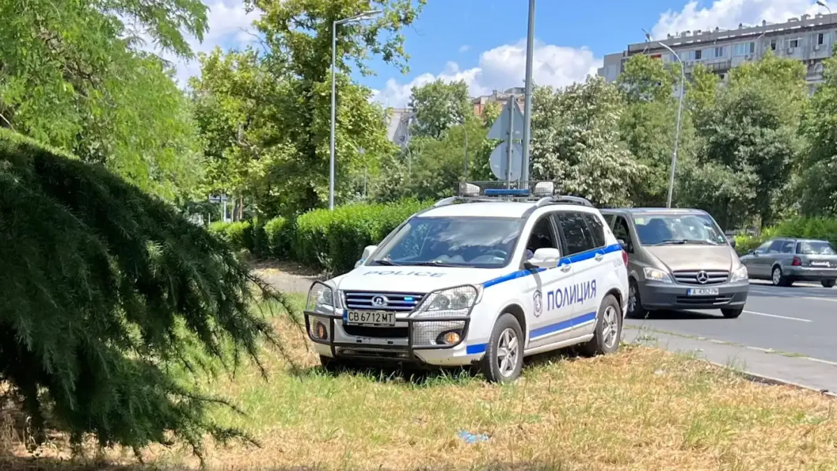 Зловеща гледка на разлагащ се труп на мъж потресе бургазлии Снимки 18+