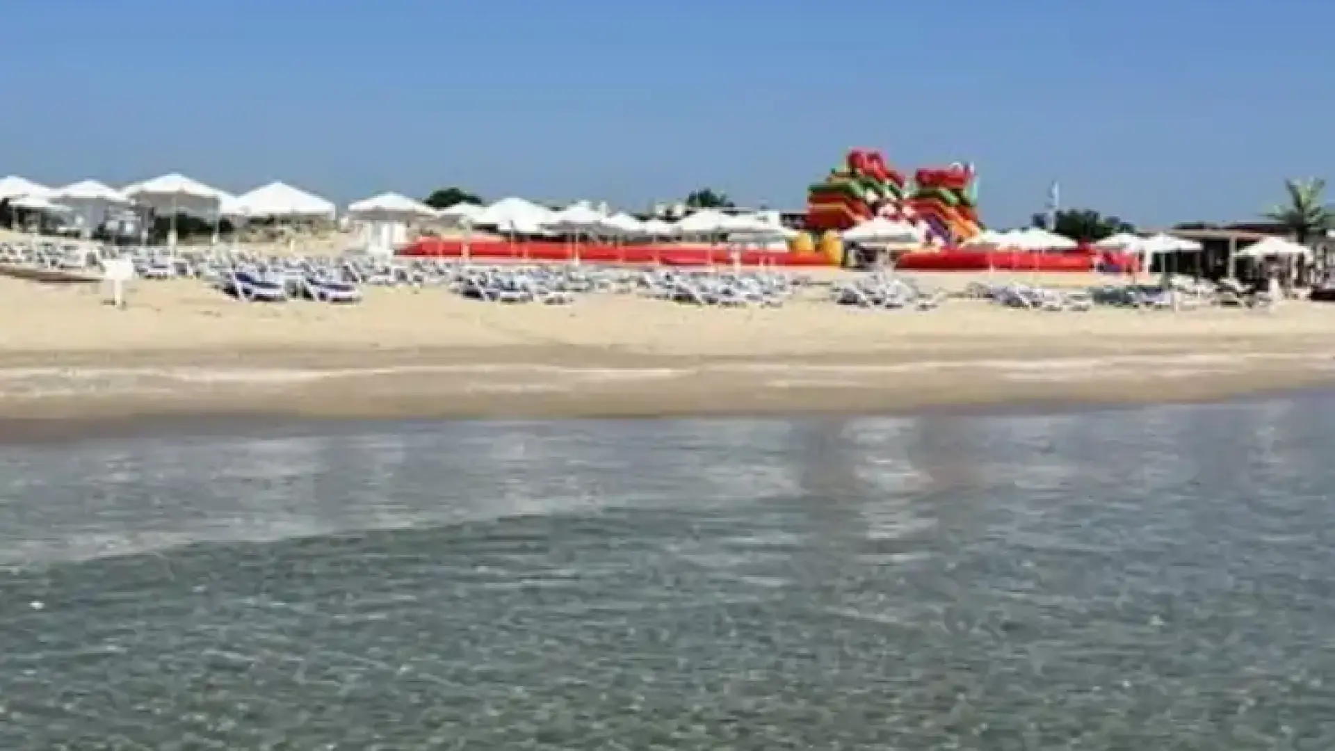 Гърция ли? Водата на родното Черноморие е сред най-чистите в ЕС, а този наш курорт отвява всички