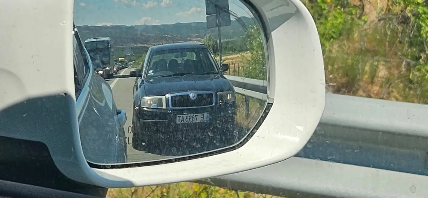 20 евро и всичко е позволено? Скандал с шофьори по АМ "Струма"