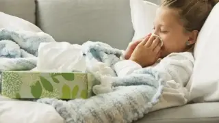 Домашни начини за облекчаване на запушен нос при малко дете