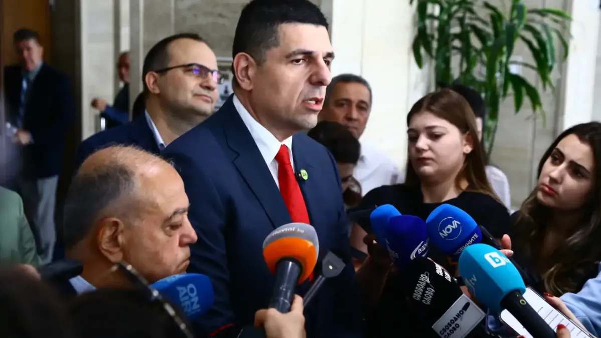 Докато един човек се бори за живота си, машината на ПП-ДБ не видя трагедия. Те видяха възможност