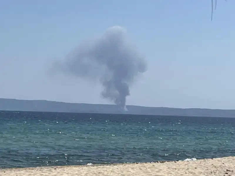 Извънредна ситуация в любим на българите град в Халкидики, евакуират туристи! Видео