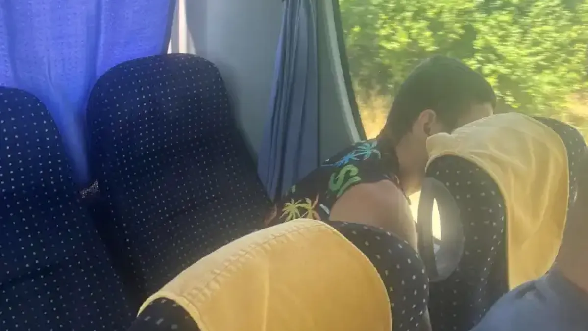 Извратеняк направи нещо много гнусно в автобуса за София, извади си го пред жена и... Снимки