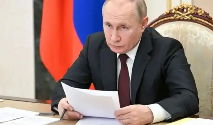Тихомълком: Путин уволни няколко генерали наведнъж