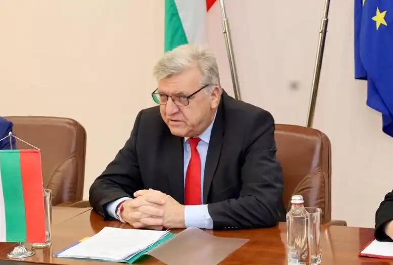 Екоминистърът с важно решение за водната криза