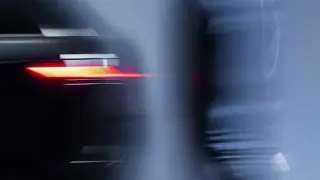 Потопен в черно: новият Range Rover Sport SV Black Edition получава монохромен облик за върховен спортен лукс