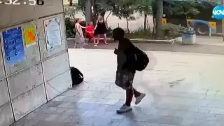 Софиянка се разсея за минута, обраха я посред бял ден Видео