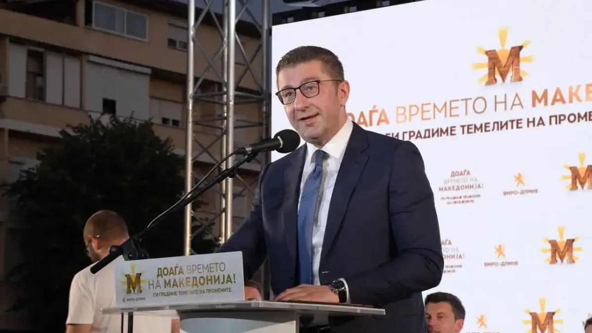 Мицкоски изнагля тотално, поиска свои хора в българското правителство