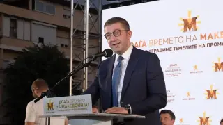 Мицкоски изнагля тотално, поиска свои хора в българското правителство