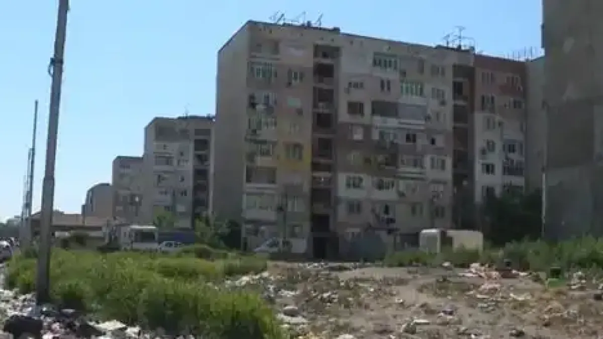 Младежи от цяла България се изсипаха в пловдивския кв. "Столипиново" и зяпнаха от почуда