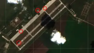 Руска рулетка в Енгелс! Москва връща ценни бомбардировачи на ударено от Украйна летище, готви ли се нещо голямо?