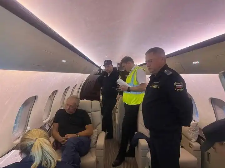 ФСБ задържа руски милиардер и депутат, сега може да загуби всичко