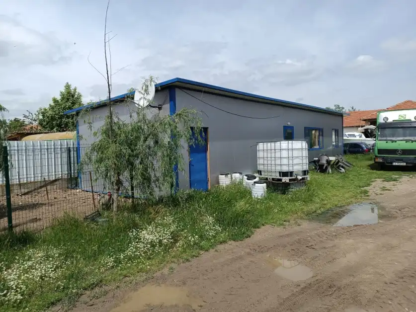 Пак пуснаха на търг за фабриката на „Българска билка”, цената удари дъното Снимки