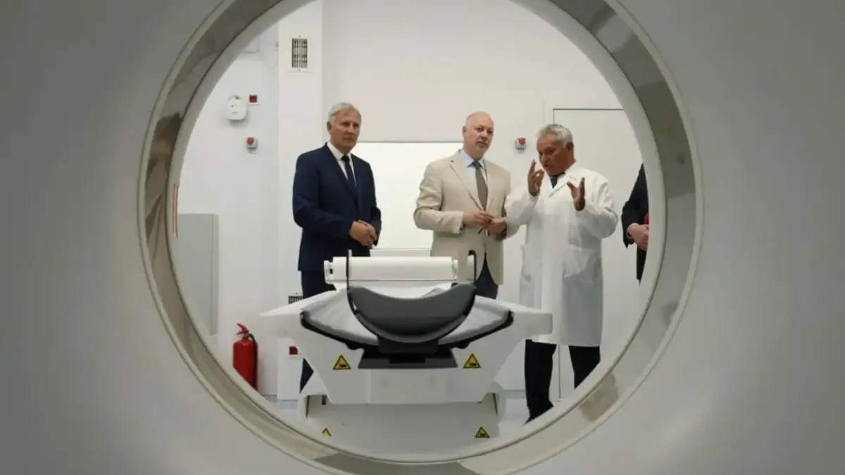 Желязков: Благодаря на всички лекари и медицински специалисти, че са останали тук