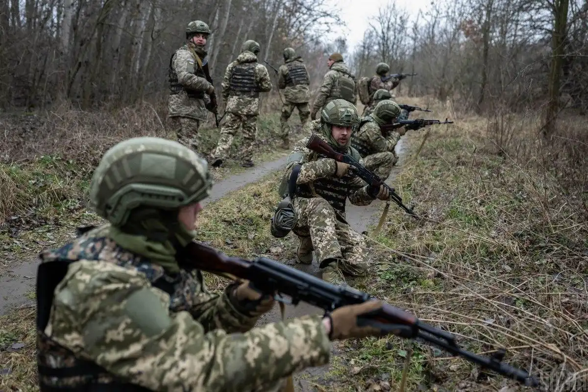 NYT с много притеснителни новини от украинския фронт, Западът е със свито сърце