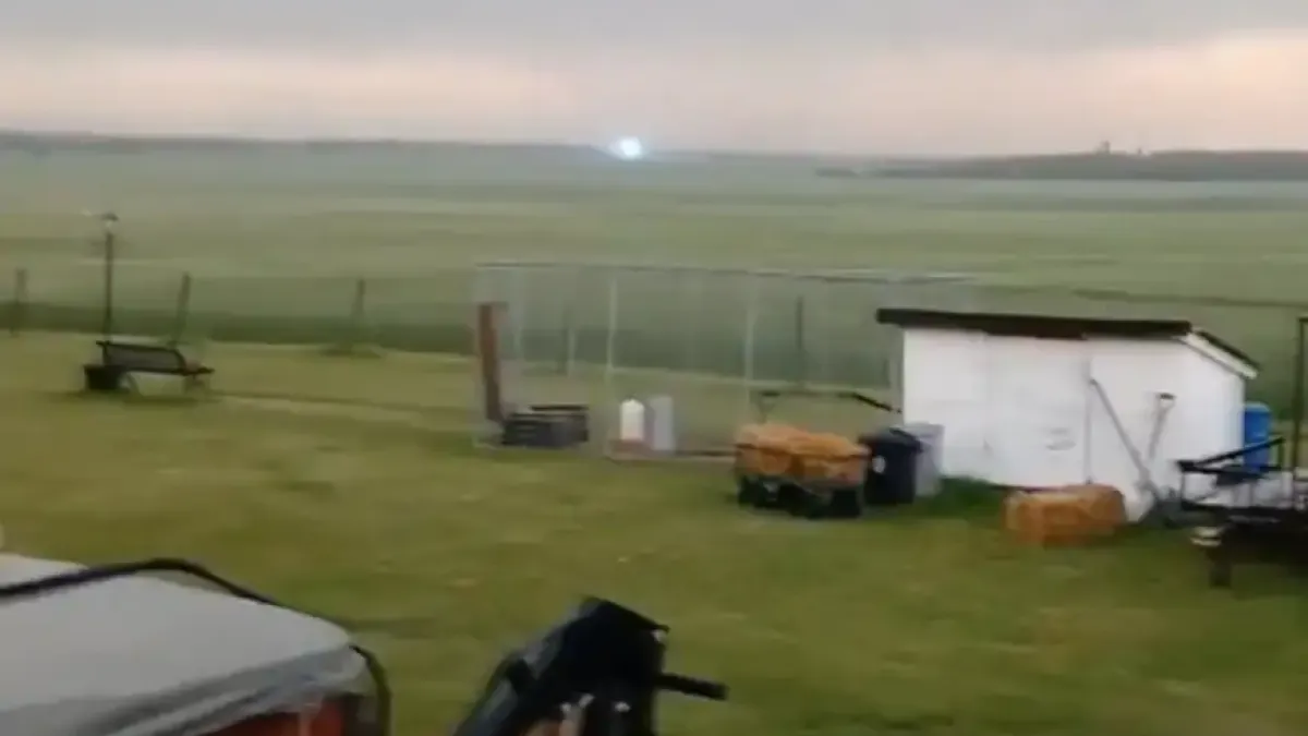Удивително: Запечатаха на Видео кълбовидна мълния
