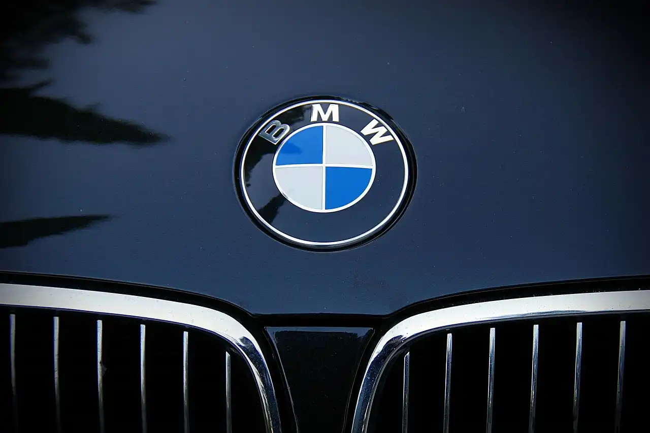 BMW: 625 к.с., 3,5 секунди до 100 км/ч, рядкa каросерия