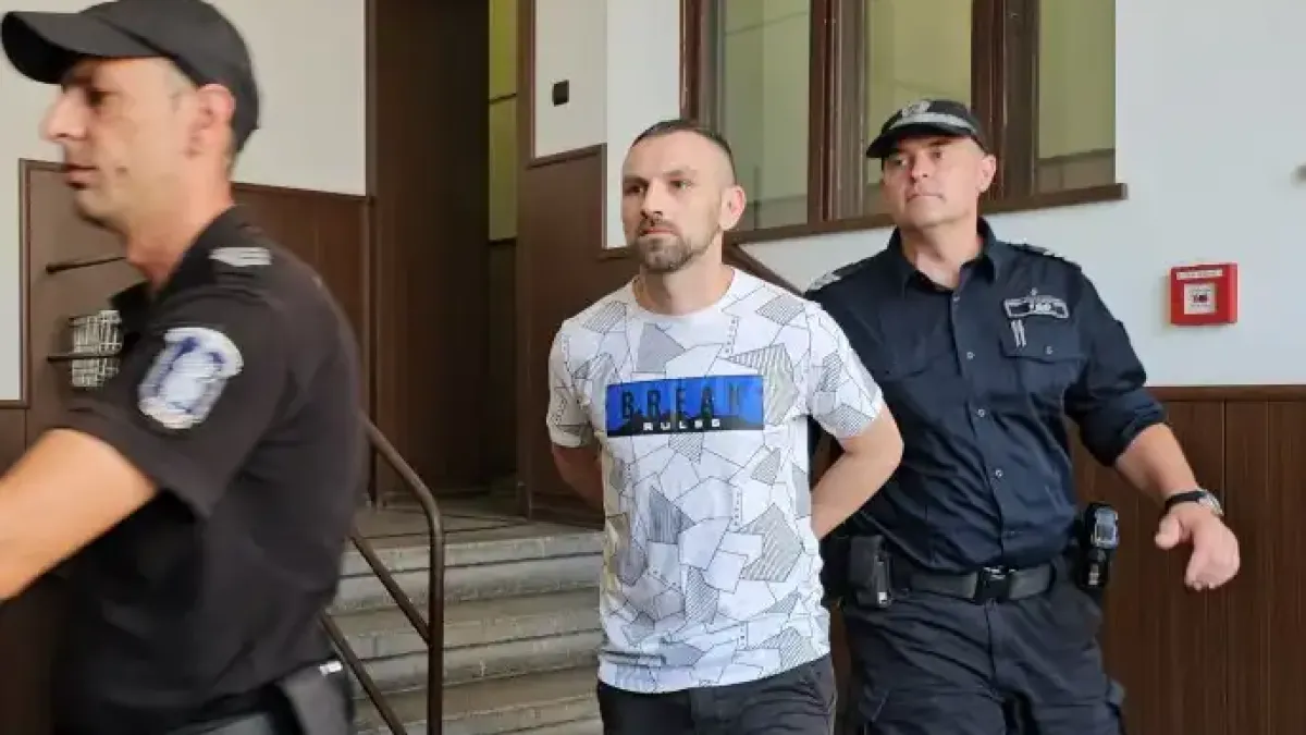 Делото за малтретирания Адриян: Разпити, нови искания и отводи в процеса срещу Петър Чернев и Стела Алексова
