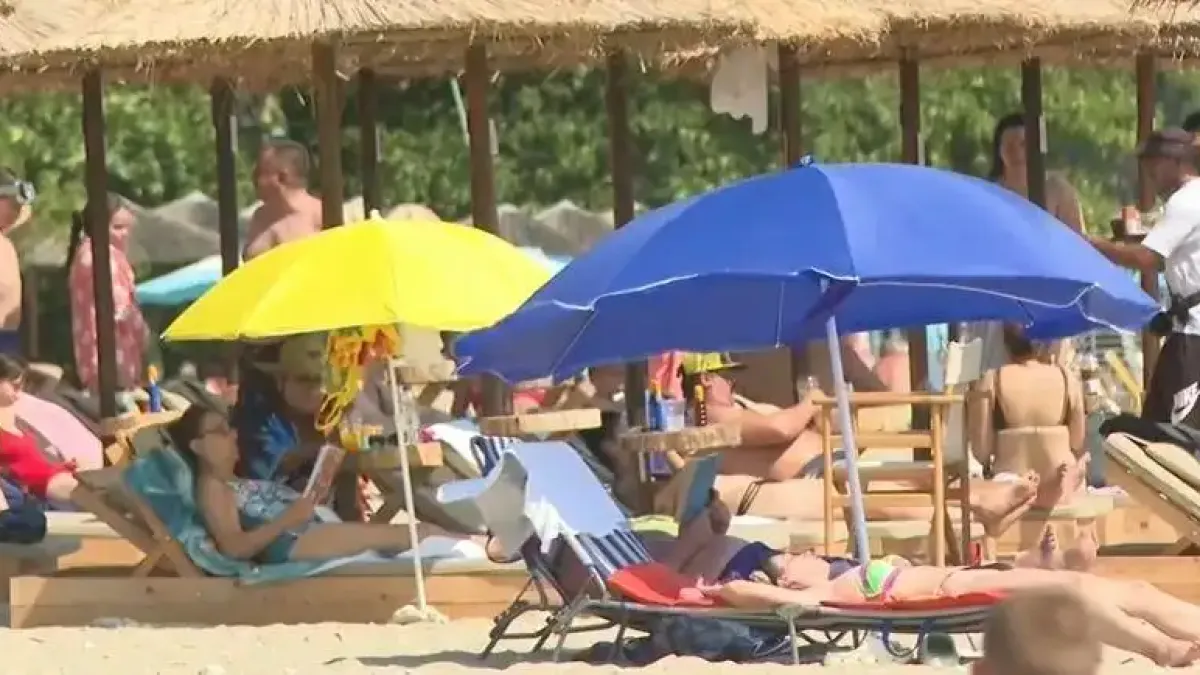 На плаж в Гърция: Ето как българите посрещнаха новината за еврото