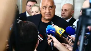Отвърна на удара! Борисов разби на пух и прах аритметиката на Асен Василев, а за арестувания кмет отсече... БЛИЦ Live