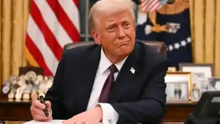 Politico: Тръмп е готов да наложи нови санкции срещу Русия, но поставя едно условие