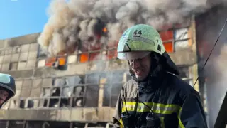Руска атака с дронове и ракети по Киев - убити са две жени, зоват хората да си затварят прозорците