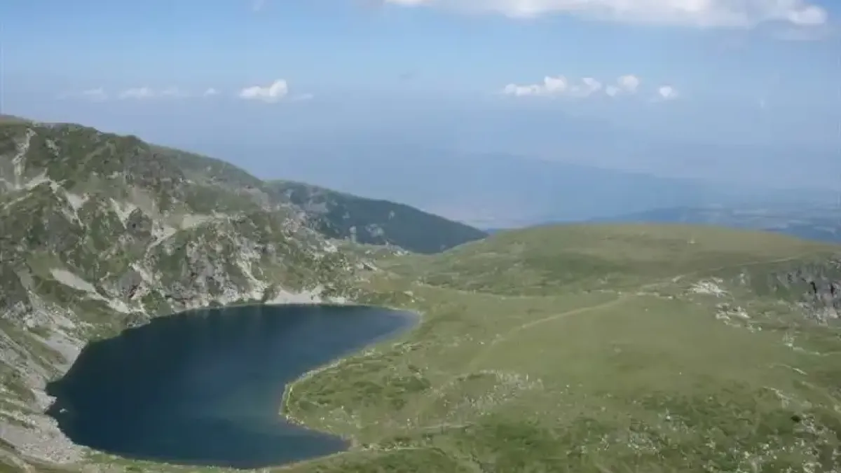 Става страшно на Седемте рилски езера, само за 2 седмици...