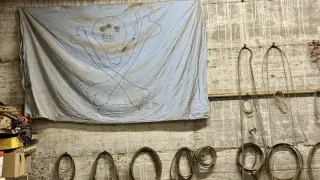 Мега фабрика за нелегални цигари в Хасковско привлече вниманието и на света, за нея питат от...