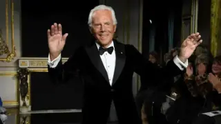 Последната воля на Джорджо Армани: Продажба на дял от модната империя на...