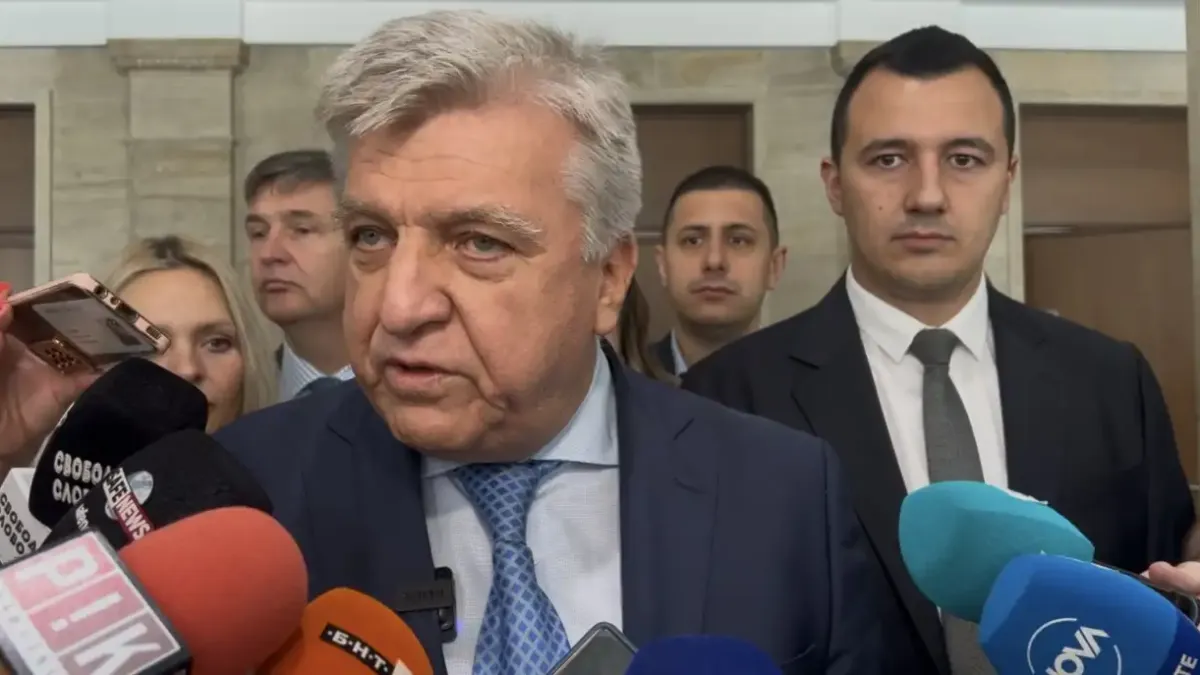 Манол Генов: Безсмислен вот и загубено време за българския парламент
