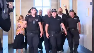 Хора от Промяната със скандални изцепки в съда на мярката на Коцев