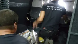 Митничари от Русе с голям удар, ето какво спипаха при проверка на бус