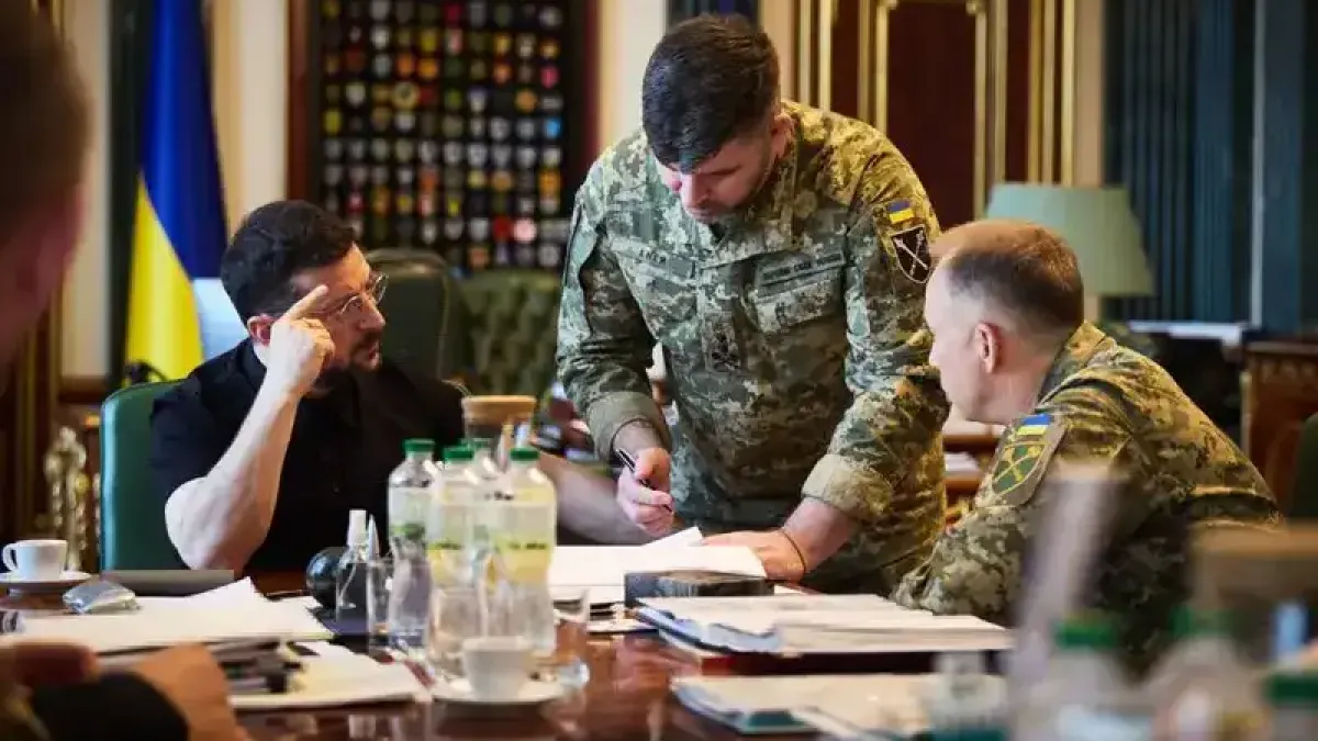 Генщабът на ВСУ оголва границата с Беларус, прехвърля части в по-„трудни“ направления