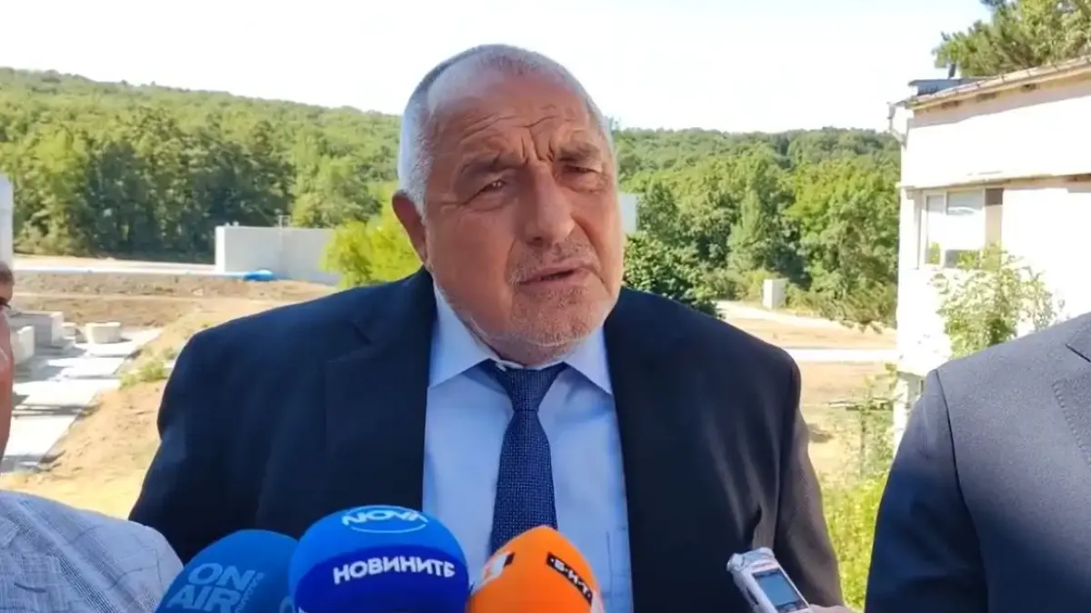Неочаквано! Борисов се появи на това място в неделя, заговори за...