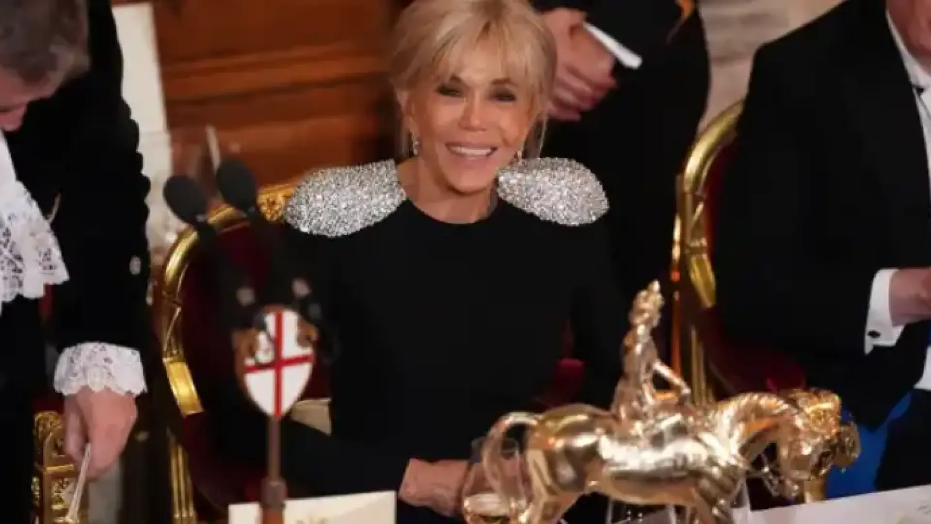 Брижит Макрон подаде жалба заради слуховете, че е транссексуална