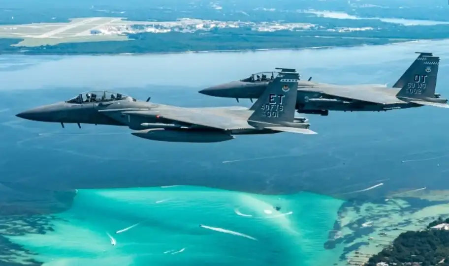 MWM: Защо ВВС на САЩ разположиха редките нови изтребители F-15EX до...