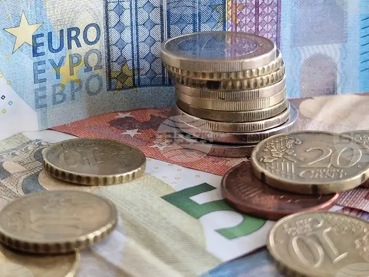 България пое 3,2 млрд. евро нов външен дълг от международните пазари