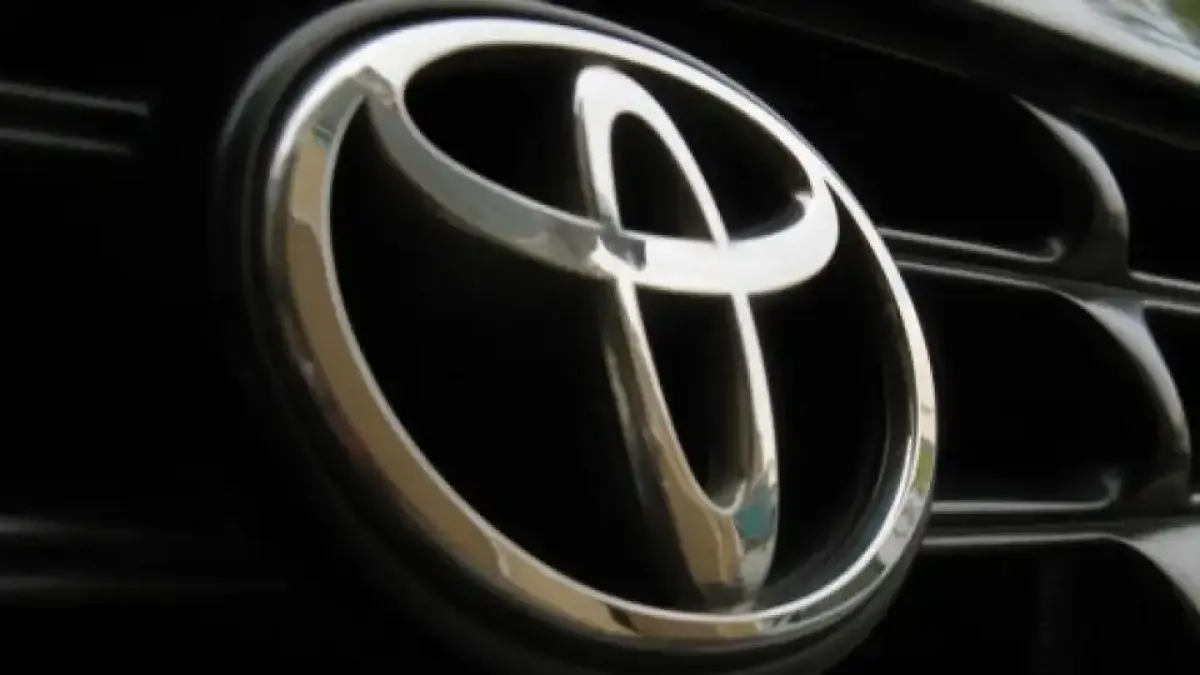 Toyota подготвя миниван за екстремно шофиране по пресечен терен