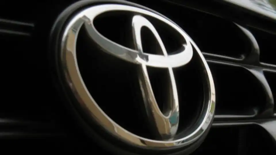 Toyota подготвя миниван за екстремно шофиране по пресечен терен